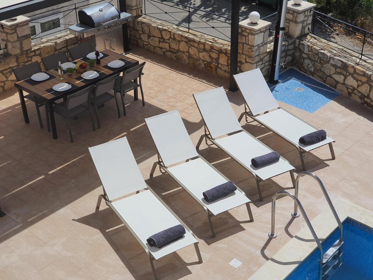 Natural View Villa With Private Pool Skouloúfia Екстериор снимка